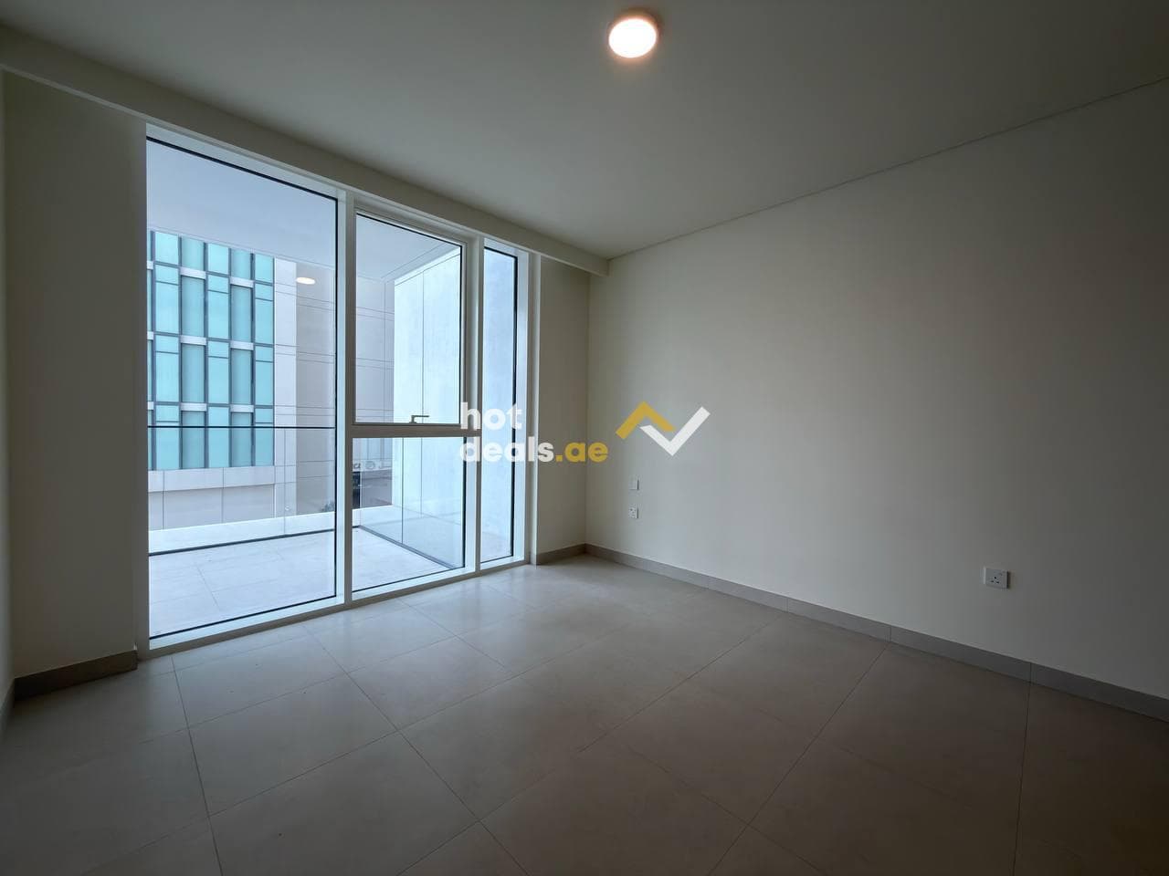 Brand New 1BR | Beachfront | Harbour View | Beach
