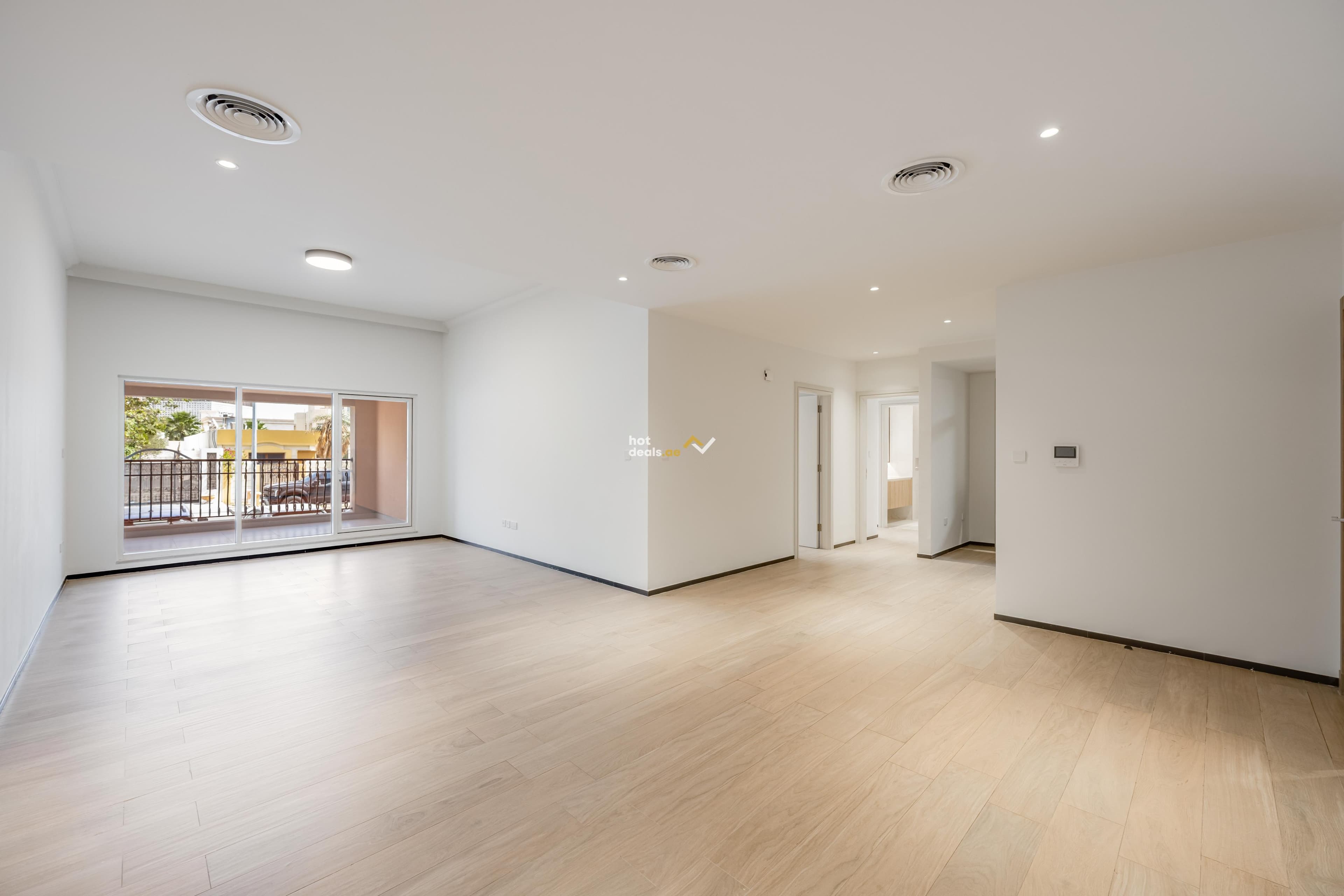Luxury 2BHK | Chiller Free | Vacant | Unfurnished