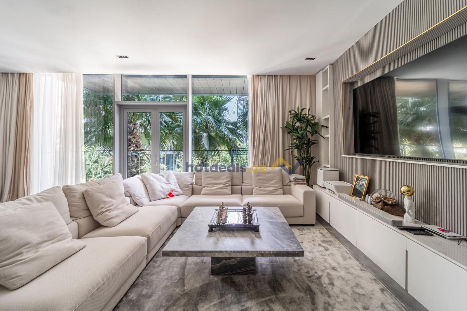 Great Layout | Vacant | Fully Furnished