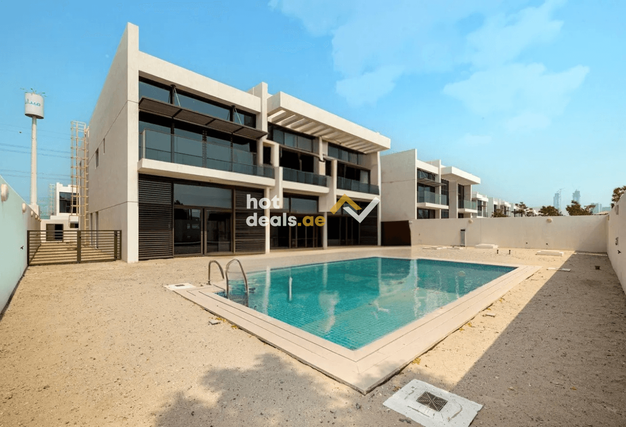 Lagoon view | Large Plot | Multiple options