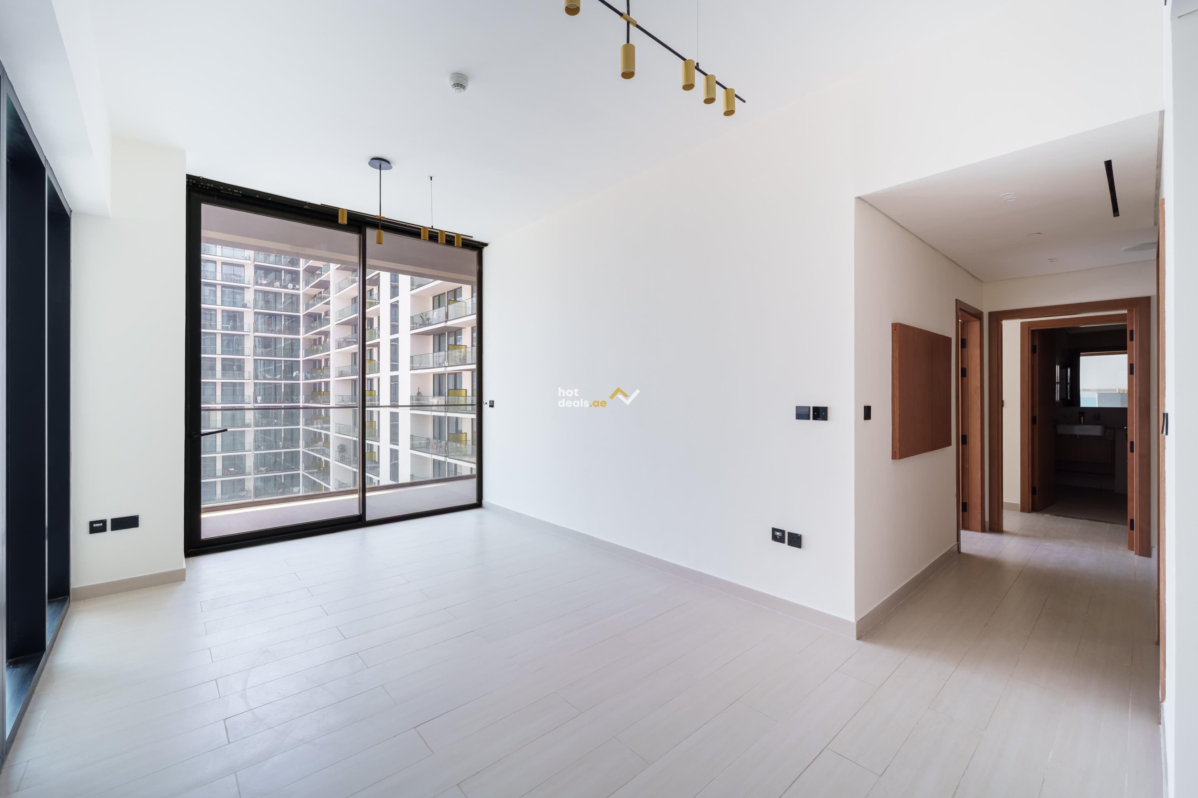 LARGE LAYOUT | EXCELLENT FINISHINGS | PLUNGE POOL