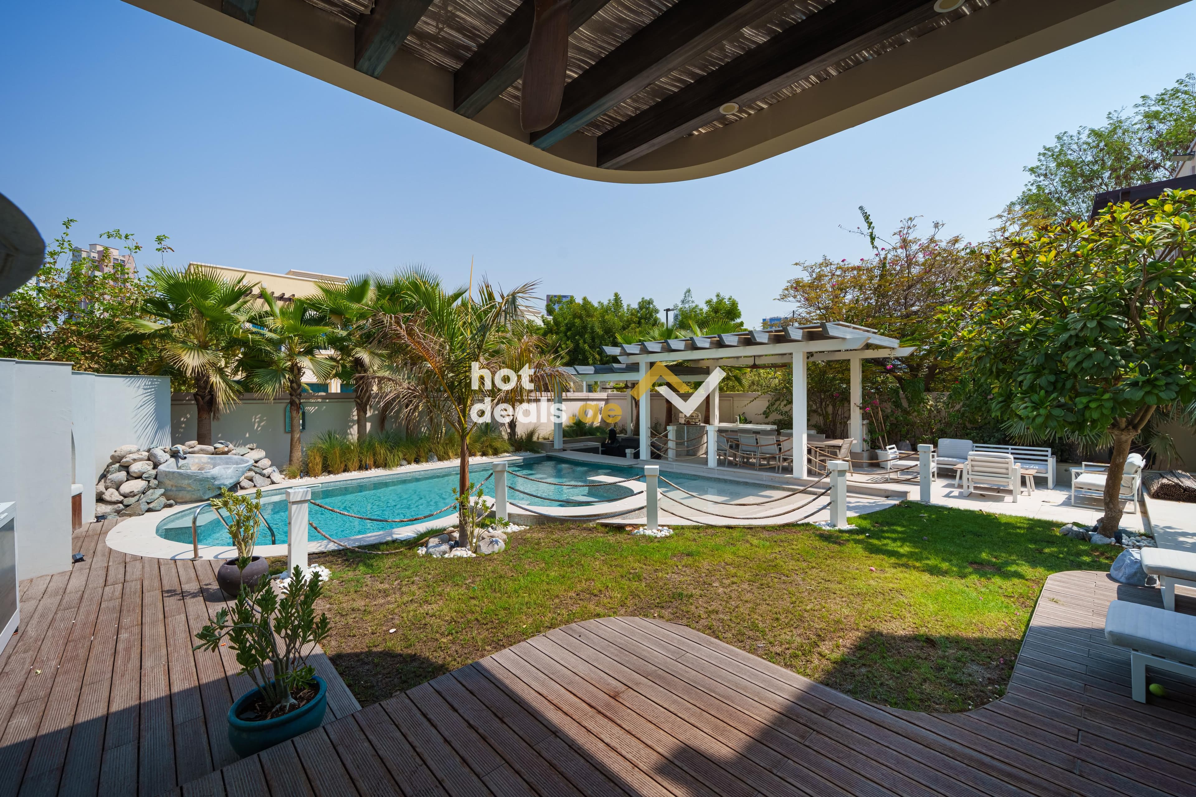Upgraded Villa | Freehold | Parks | Schools| Mall