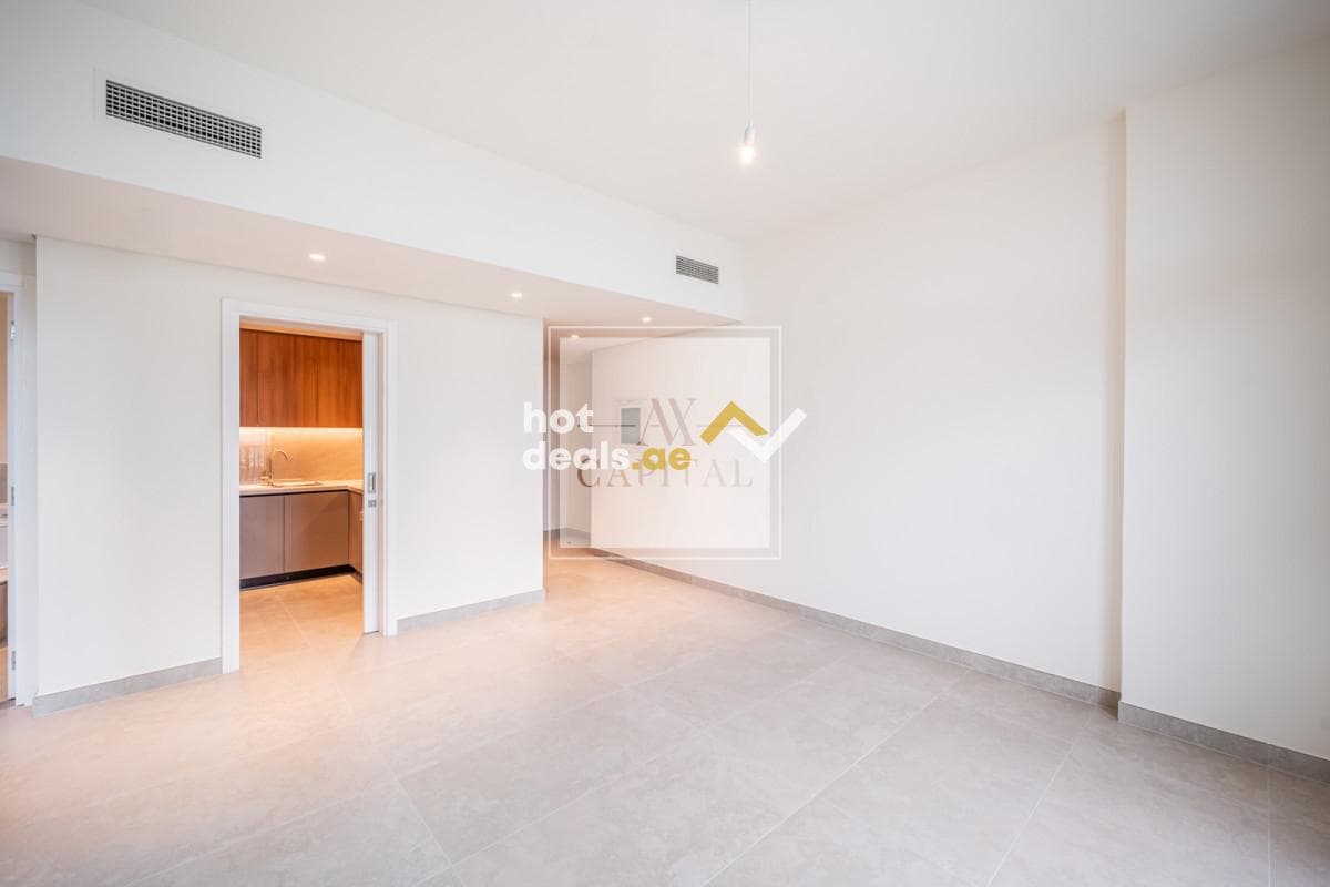 Brand new | ready to move | low floor