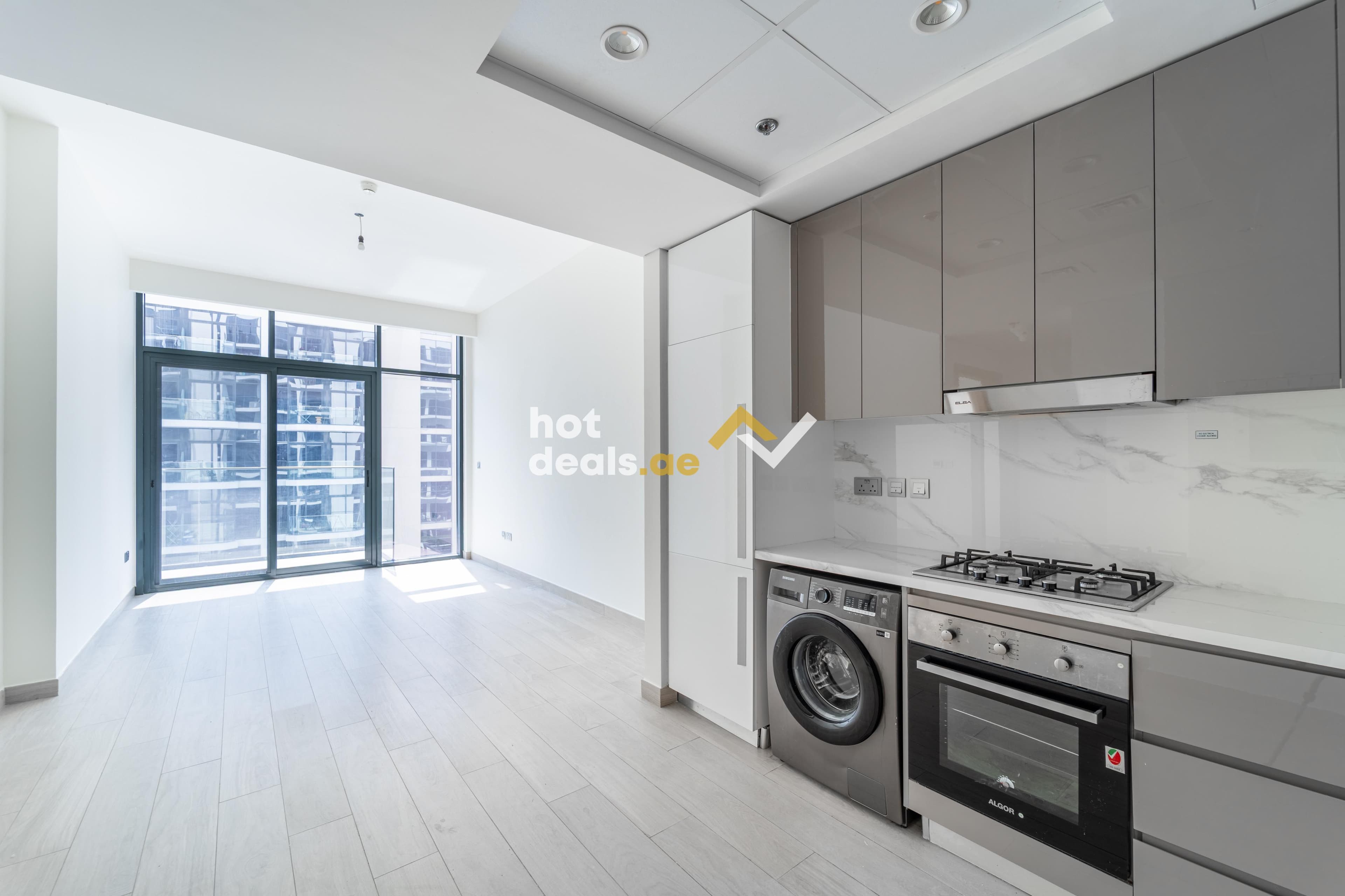 Vacant | Chiller Free l Flexible Payments